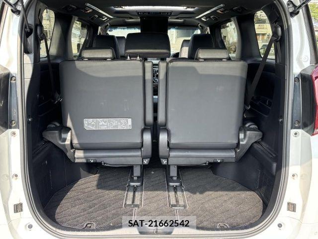 Toyota ALPHARD 2021-03 8206113-12