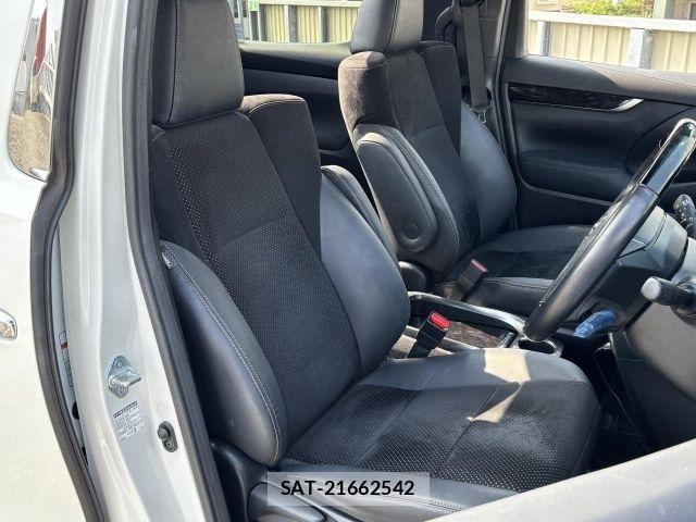 Toyota ALPHARD 2021-03 8206113-4