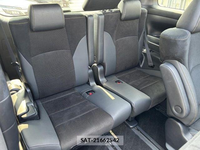 Toyota ALPHARD 2021-03 8206113-6
