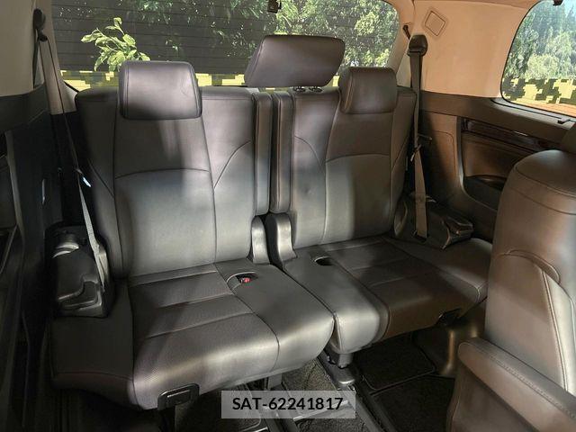 Toyota ALPHARD 2023-02 8206080-10