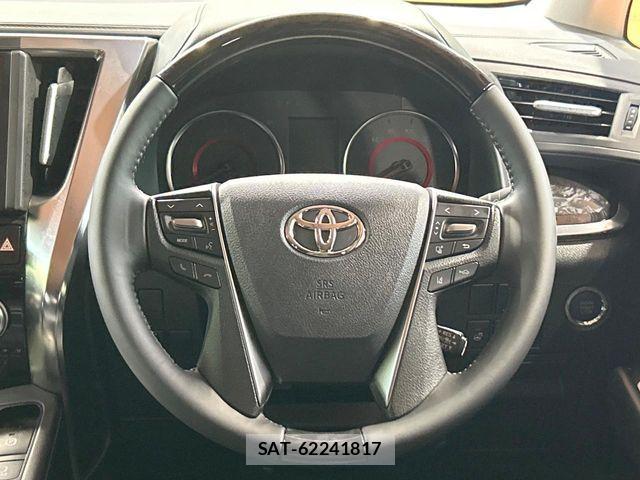 Toyota ALPHARD 2023-02 8206080-12