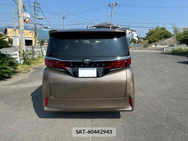 Toyota ALPHARD 2026-06 8206061-3