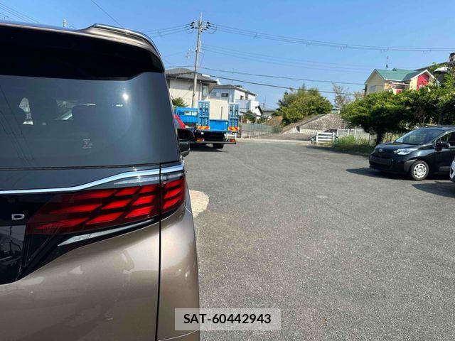 Toyota ALPHARD 2026-06 8206061-6
