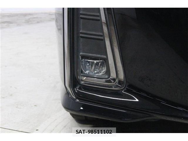 Toyota ALPHARD 2021-07 8206130-14