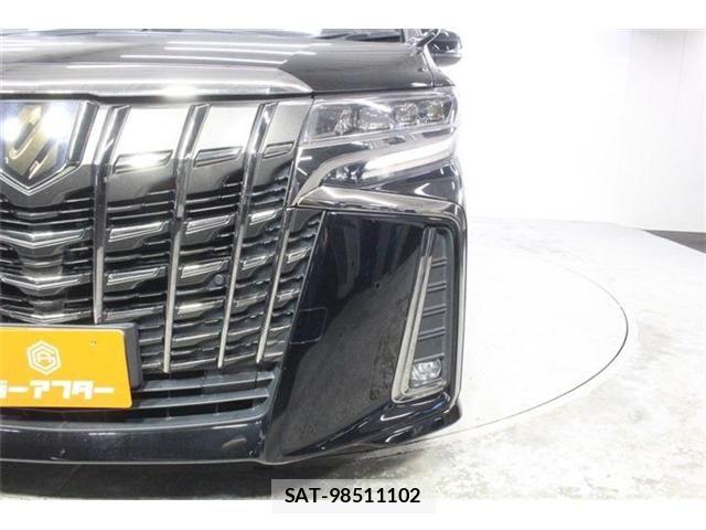 Toyota ALPHARD 2021-07 8206130-15