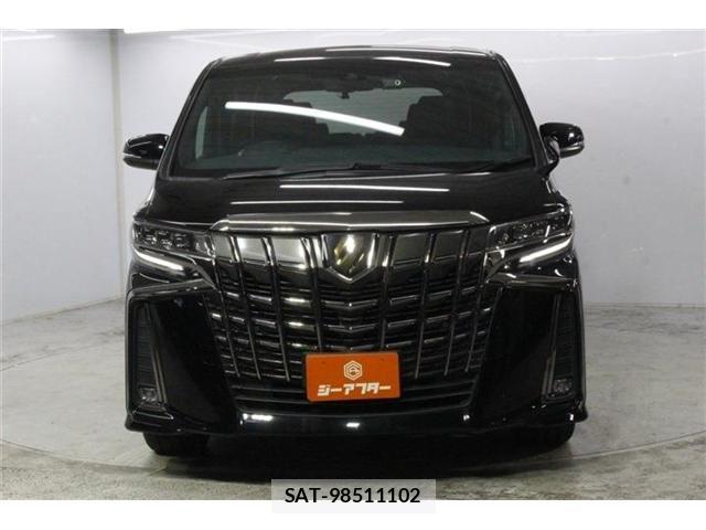 Toyota ALPHARD 2021-07 8206130-3