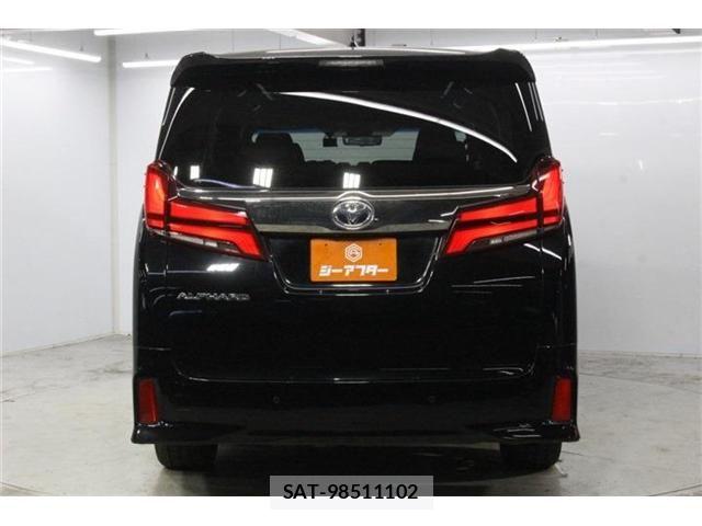 Toyota ALPHARD 2021-07 8206130-7