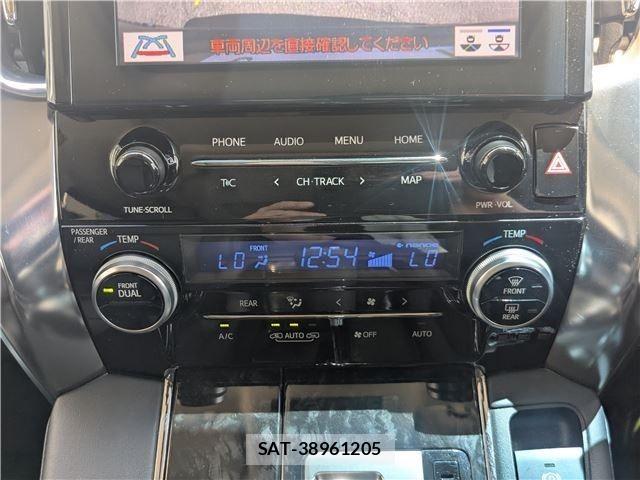 Toyota ALPHARD 2021-06 8206099-24