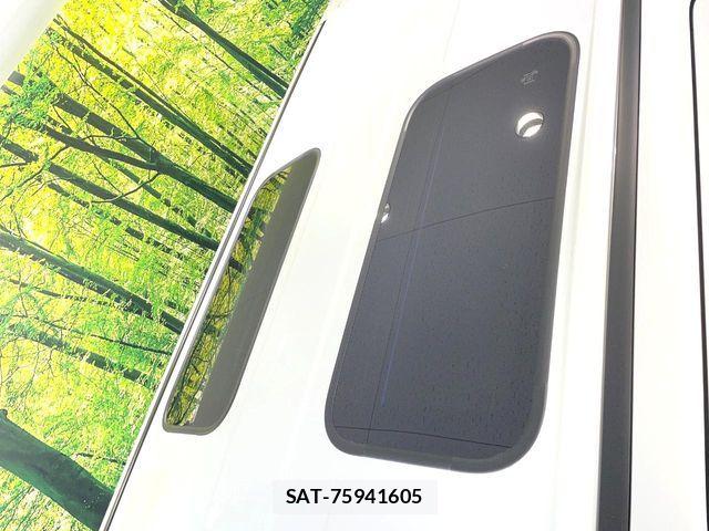 Toyota ALPHARD 2025-07 8206070-6