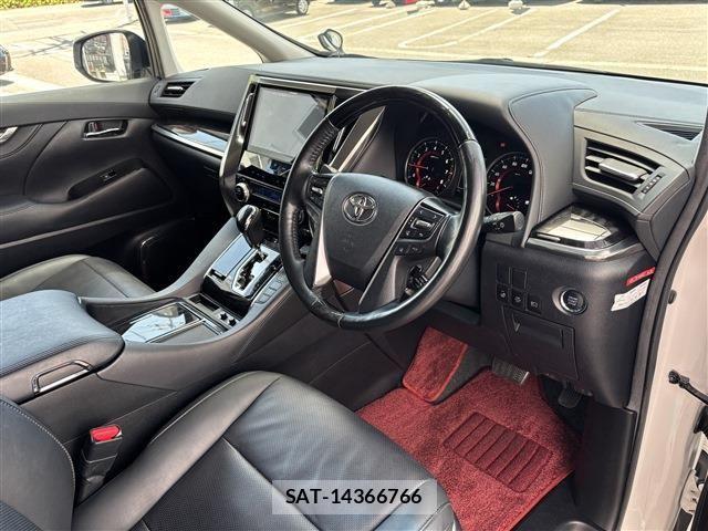 Toyota ALPHARD 2019-07 8206094-4