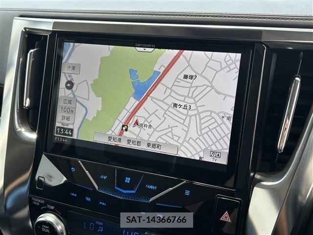 Toyota ALPHARD 2019-07 8206094-7