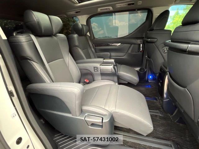 Toyota ALPHARD 2023-06 8206072-8