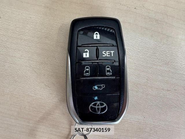 Toyota ALPHARD 2021-02 8206085-29