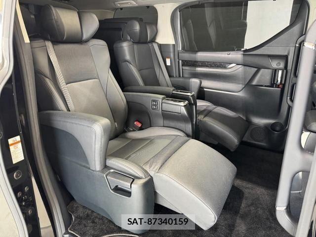 Toyota ALPHARD 2021-02 8206085-8
