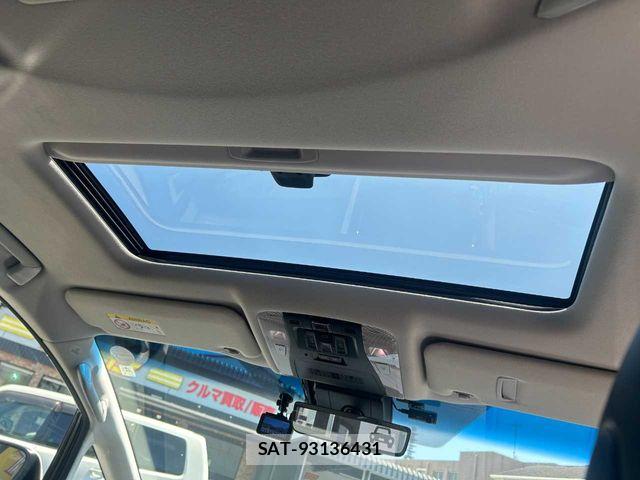 Toyota ALPHARD 2022-04 8206081-1