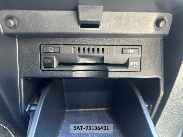 Toyota ALPHARD 2022-04 8206081-21