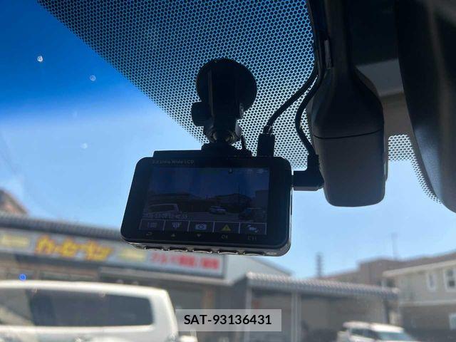 Toyota ALPHARD 2022-04 8206081-23
