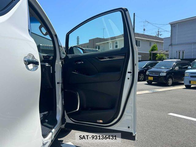 Toyota ALPHARD 2022-04 8206081-25