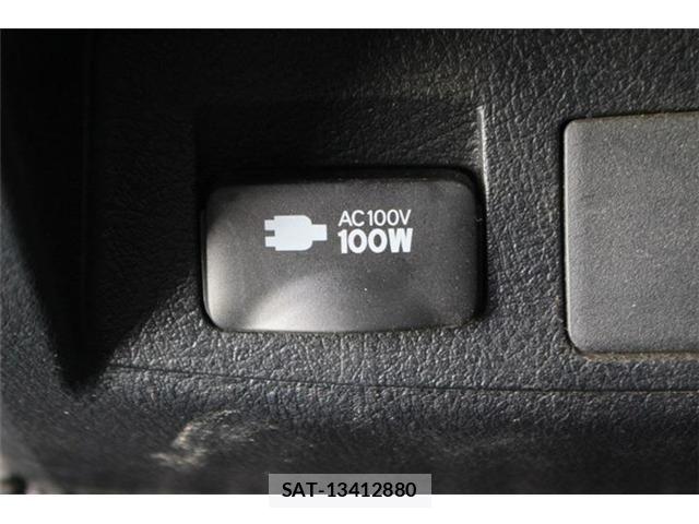 Toyota ALPHARD 2021-06 8206102-14