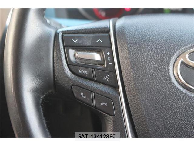 Toyota ALPHARD 2021-06 8206102-17
