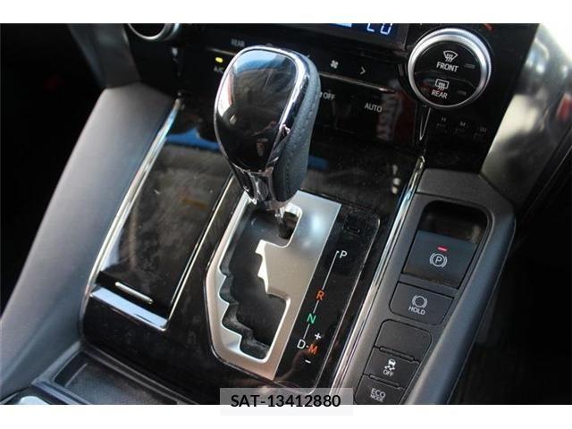 Toyota ALPHARD 2021-06 8206102-28