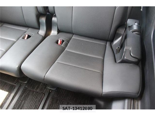 Toyota ALPHARD 2021-06 8206102-6