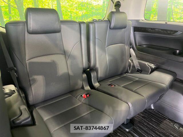 Toyota ALPHARD 2020-07 8206084-9