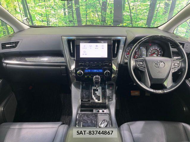 Toyota ALPHARD 2020-07 8206084-1