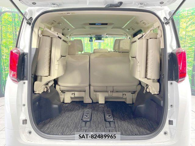 Toyota ALPHARD 2021-07 8206111-10