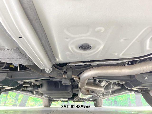 Toyota ALPHARD 2021-07 8206111-18