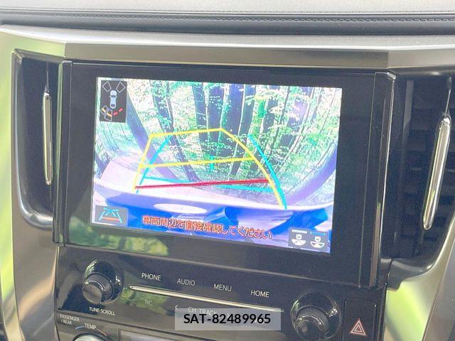 Toyota ALPHARD 2021-07 8206111-5