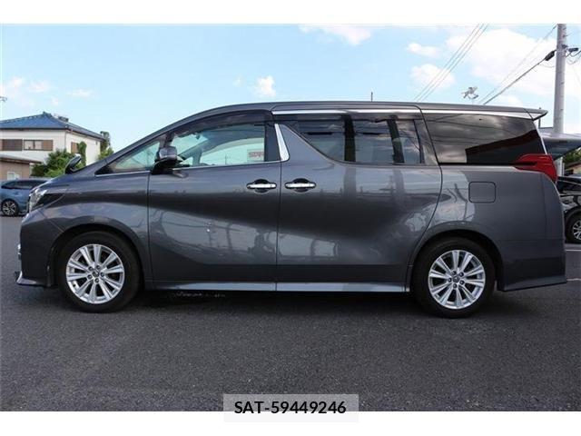 Toyota ALPHARD 2015-09 8206133-10