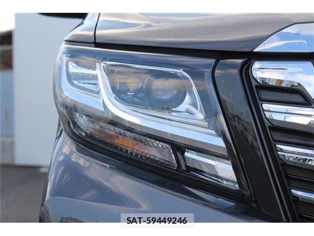 Toyota ALPHARD 2015-09 8206133-11