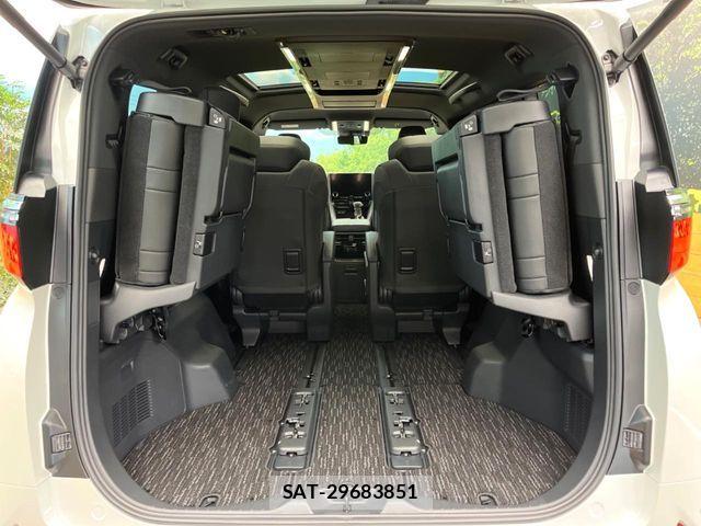 Toyota ALPHARD 2025-04 8206056-10