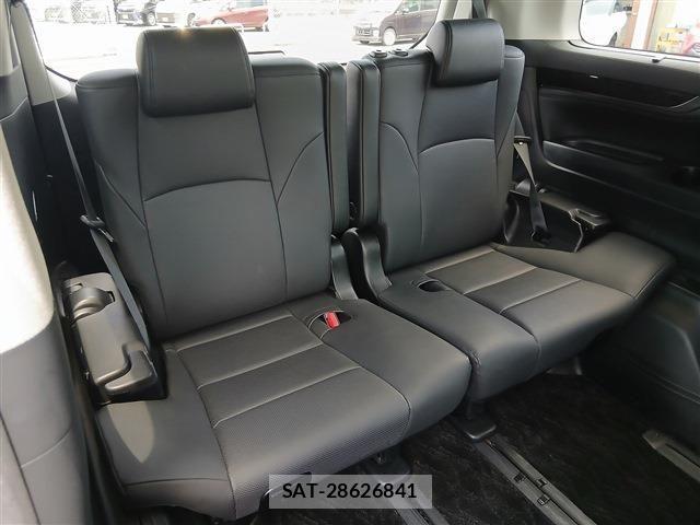 Toyota ALPHARD 2021-02 8206122-16