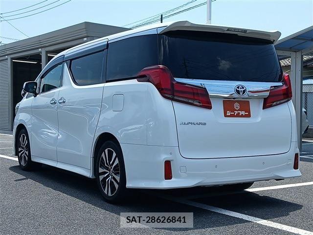 Toyota ALPHARD 2021-02 8206122-23
