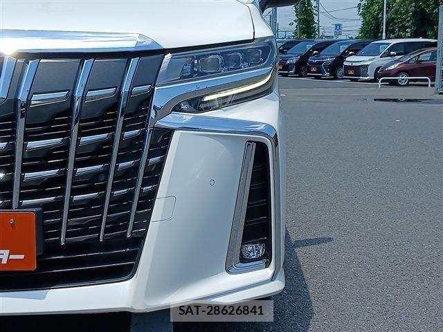 Toyota ALPHARD 2021-02 8206122-26