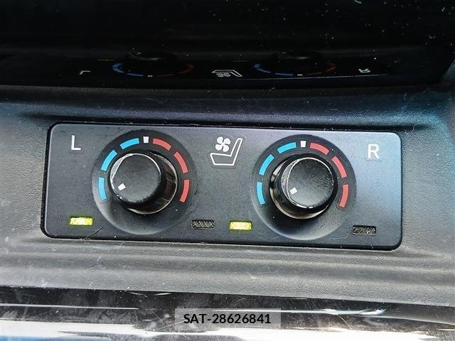Toyota ALPHARD 2021-02 8206122-5
