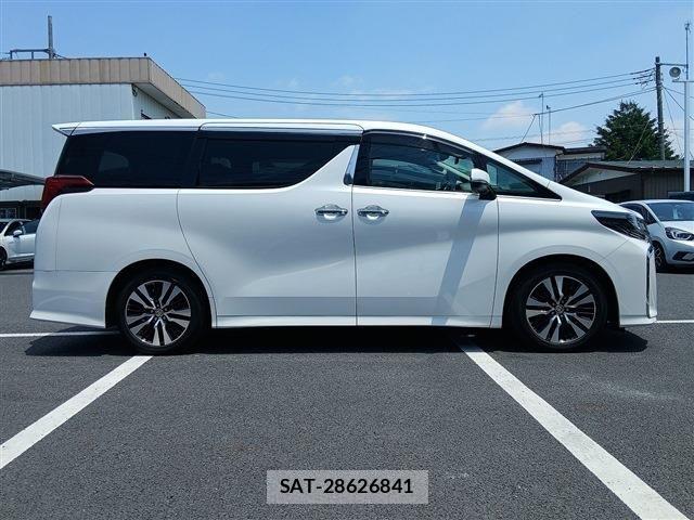 Toyota ALPHARD 2021-02 8206122-8