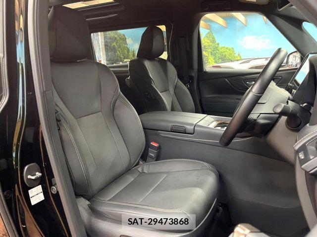 Toyota ALPHARD 2024-11 8206050-7