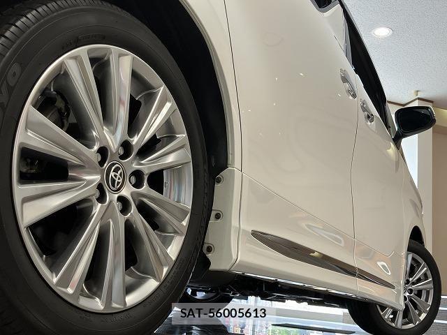 Toyota ALPHARD 2020-11 8206088-9