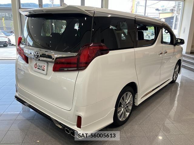 Toyota ALPHARD 2020-11 8206088-17
