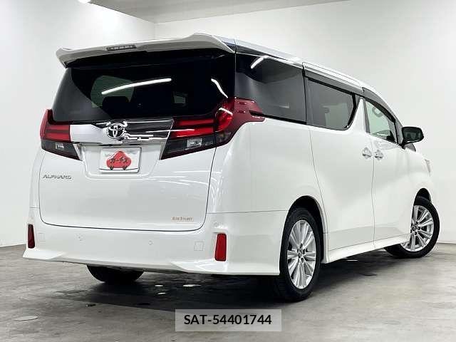 Toyota ALPHARD 2015-12 8206129-2