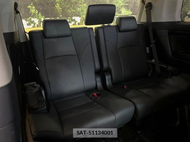 Toyota ALPHARD 2021-08 8206073-9
