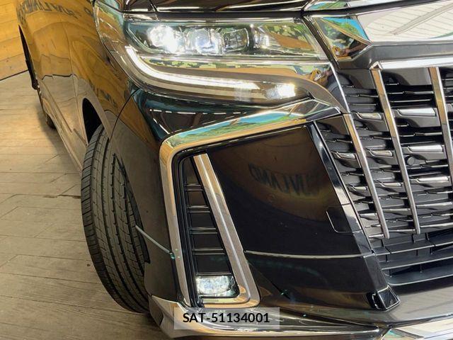 Toyota ALPHARD 2021-08 8206073-12