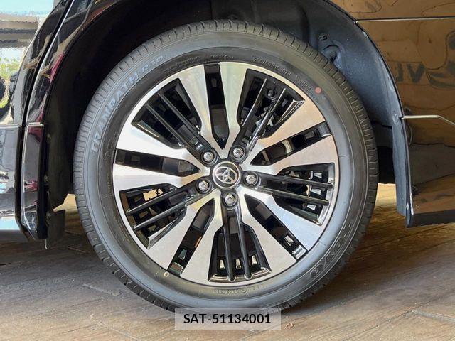 Toyota ALPHARD 2021-08 8206073-13