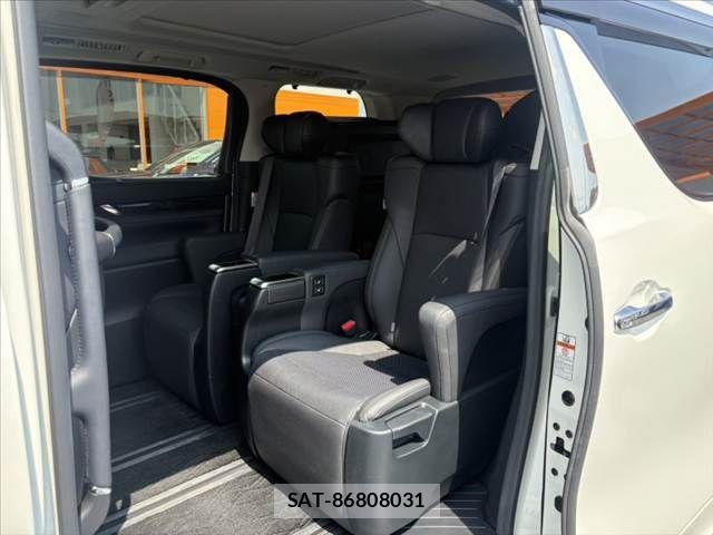 Toyota ALPHARD 2021-01 8206074-18