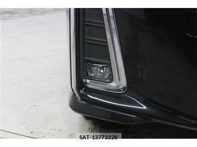 Toyota ALPHARD 2020-06 8206131-12