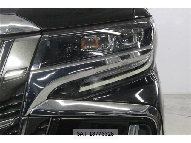 Toyota ALPHARD 2020-06 8206131-14