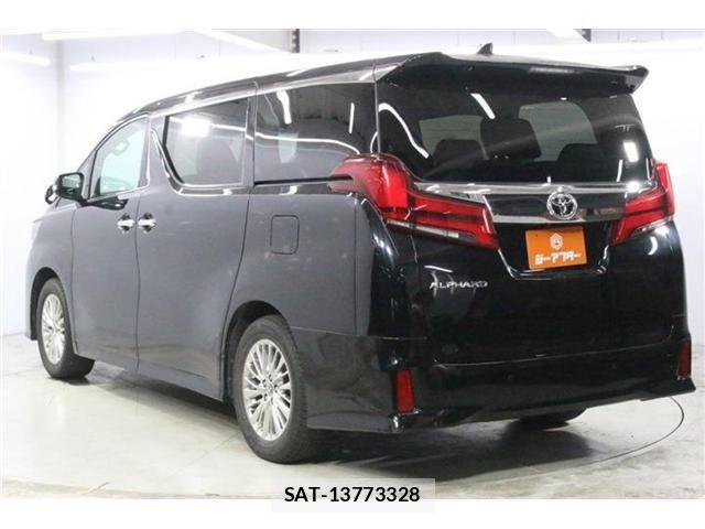 Toyota ALPHARD 2020-06 8206131-6